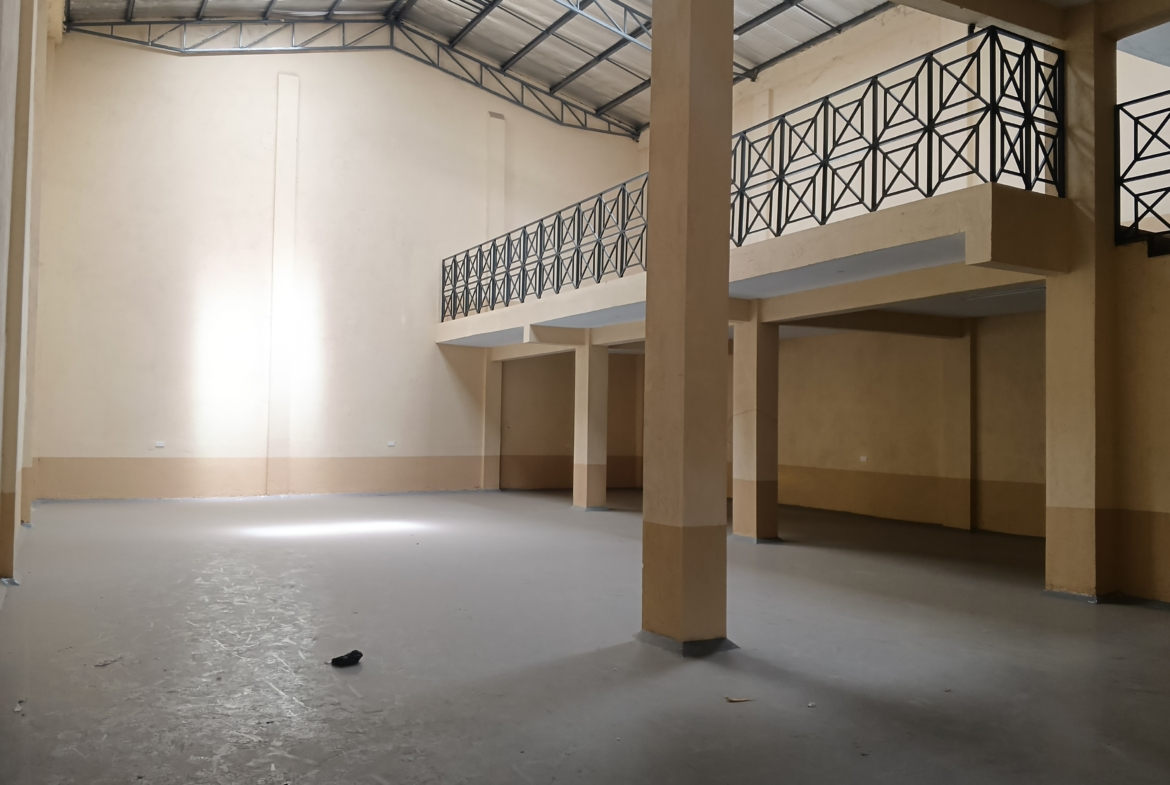 Godown For Rent Eastern ByPass Ruai 5500~Sqft @ 230,000/-