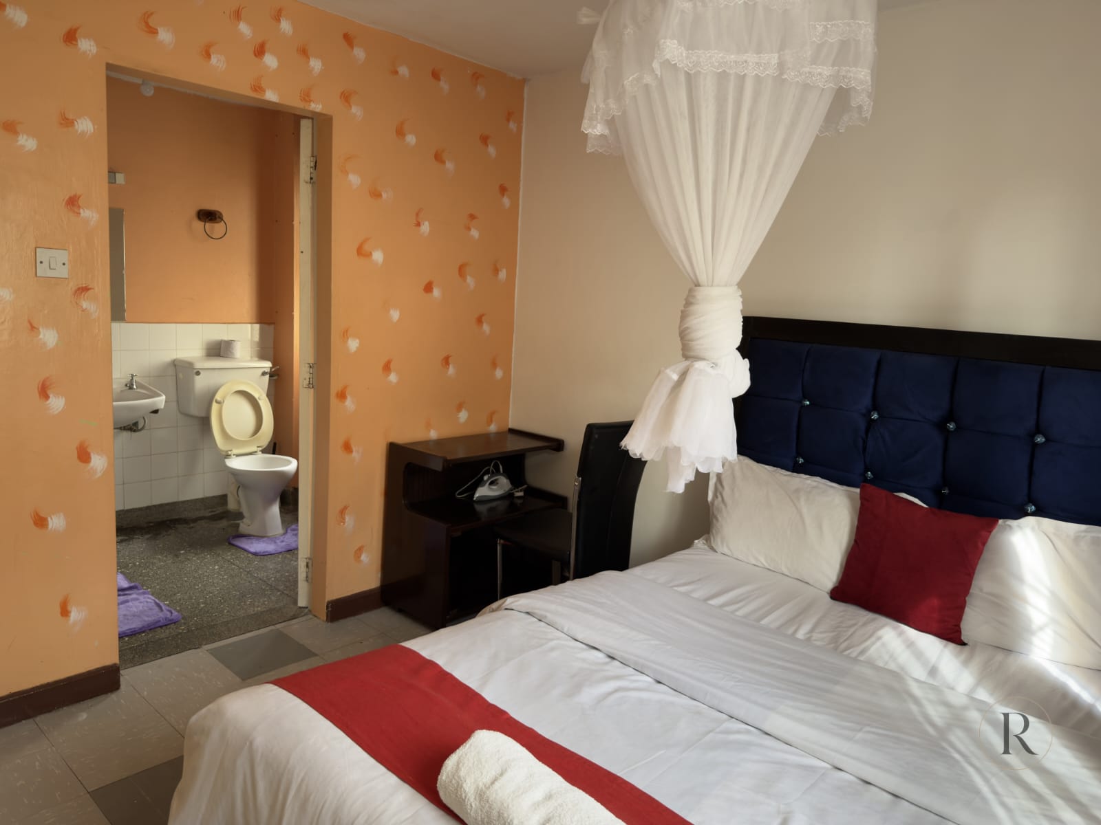 2010475 AirBnB Three Bedrooms Nyayo Estate