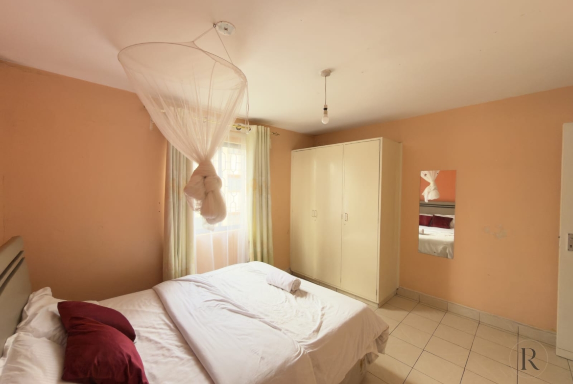 AirBnB Three Bedrooms Nyayo Estate