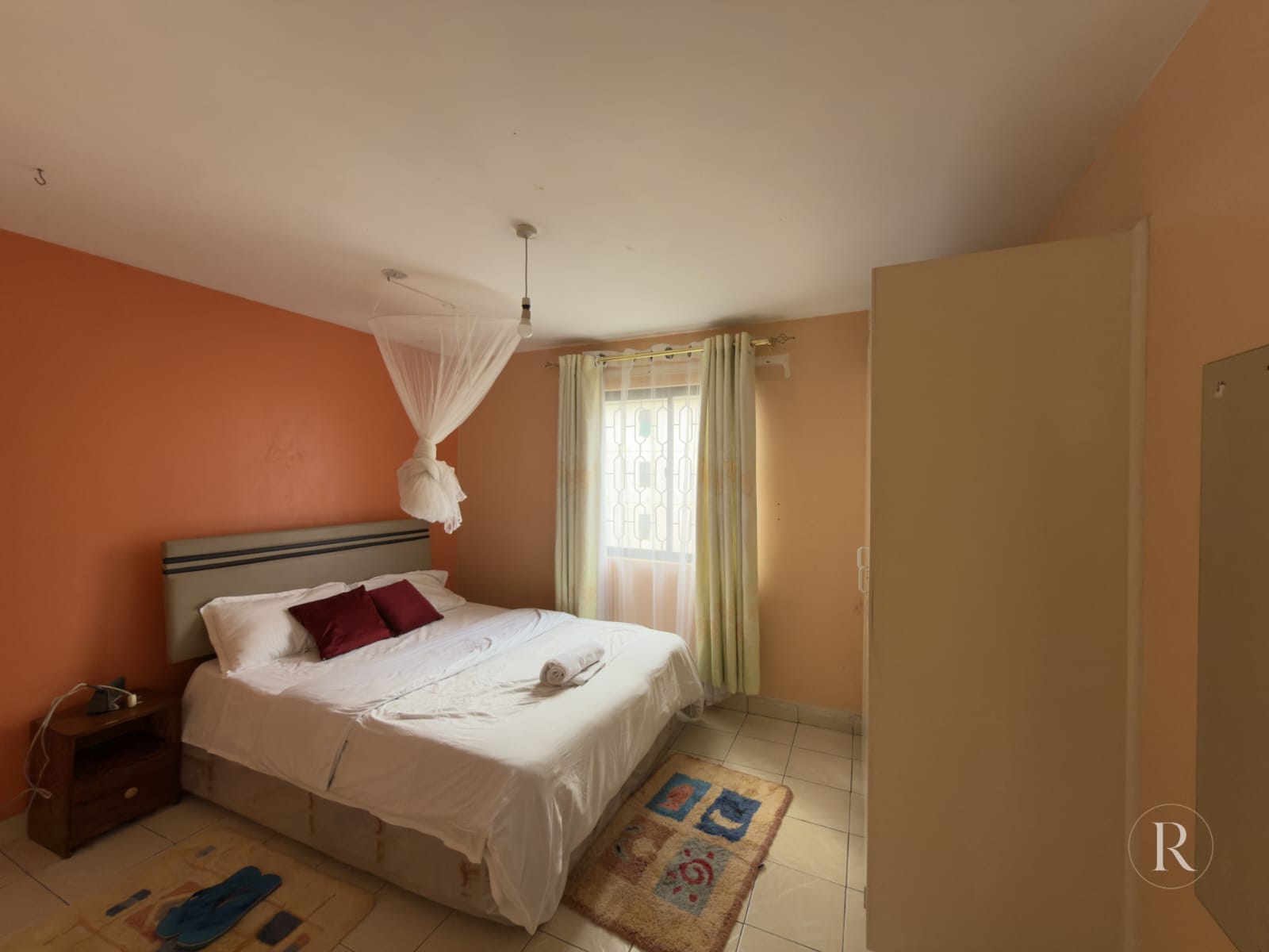 2010483 AirBnB Three Bedrooms Nyayo Estate